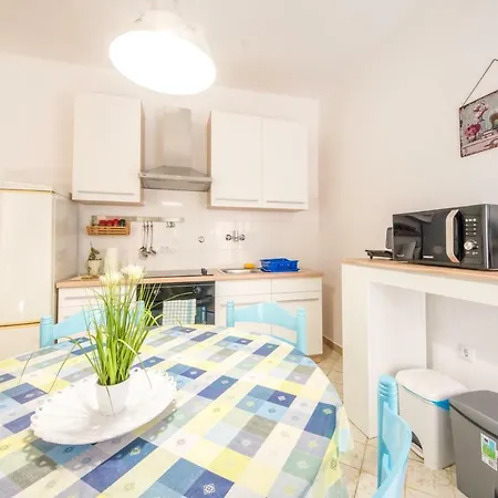 Rauch Apartment