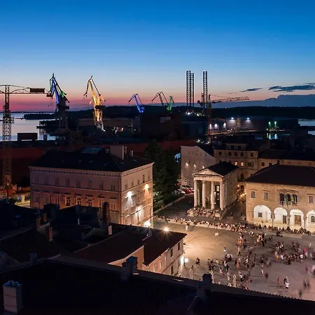 Rauch Pula