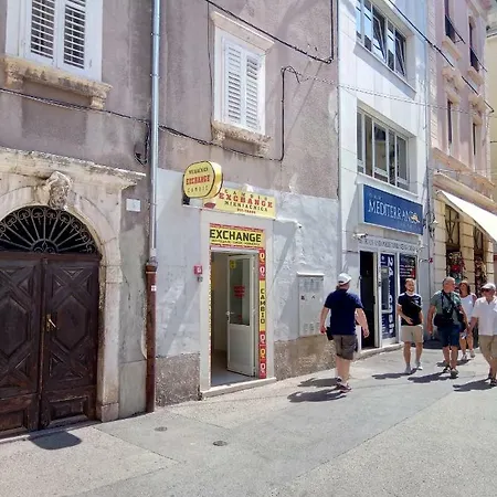 Rauch * Pula